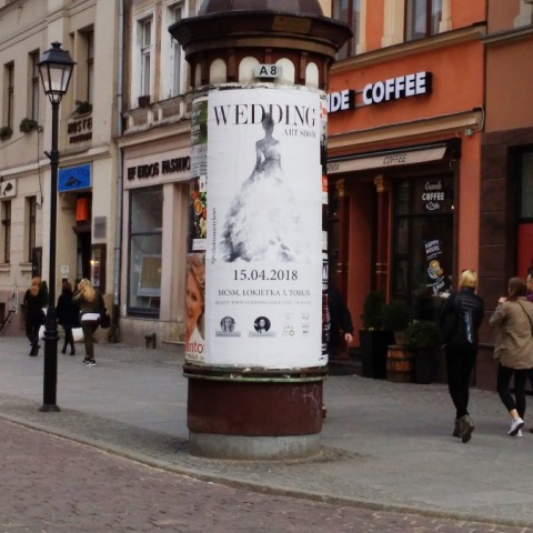 Słupy reklamowo-ogłoszeniowe